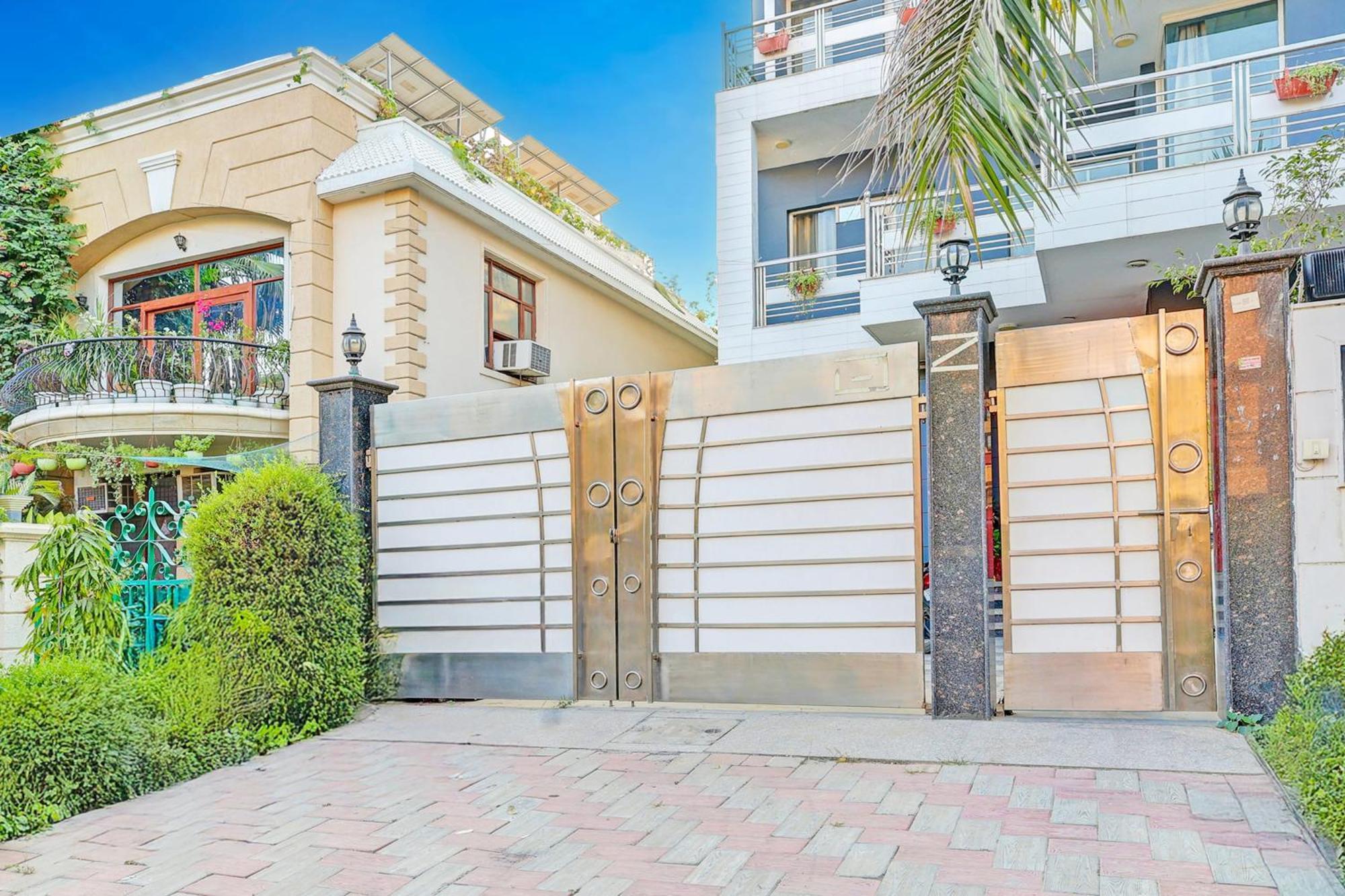 Townhouse Sector 49 Sohna Road Hotel Gurgaon Buitenkant foto