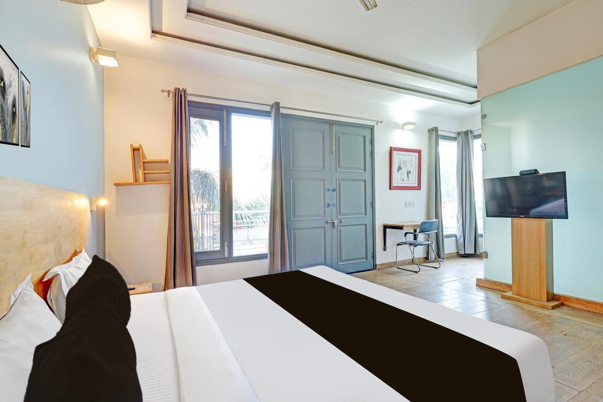 Townhouse Sector 49 Sohna Road Hotel Gurgaon Buitenkant foto