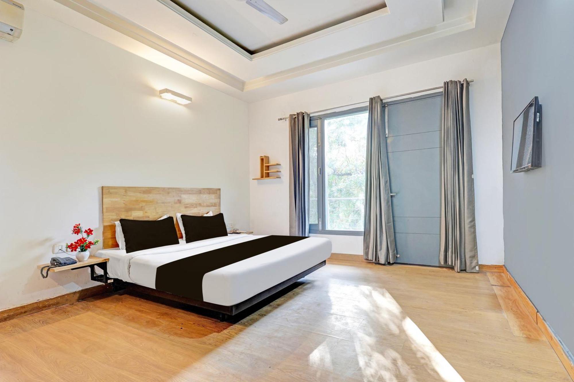 Townhouse Sector 49 Sohna Road Hotel Gurgaon Buitenkant foto
